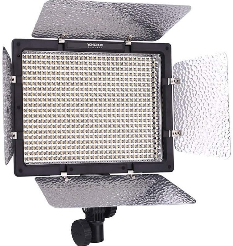 YONGNUO YN600L 600 LED 5500K Color Temperature Adjustable LED Video Light