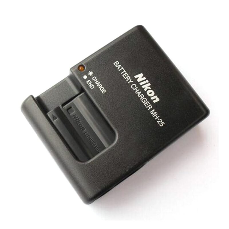 Mh-25 battery charger for Nikon En-El15 and En-El15a batteries.